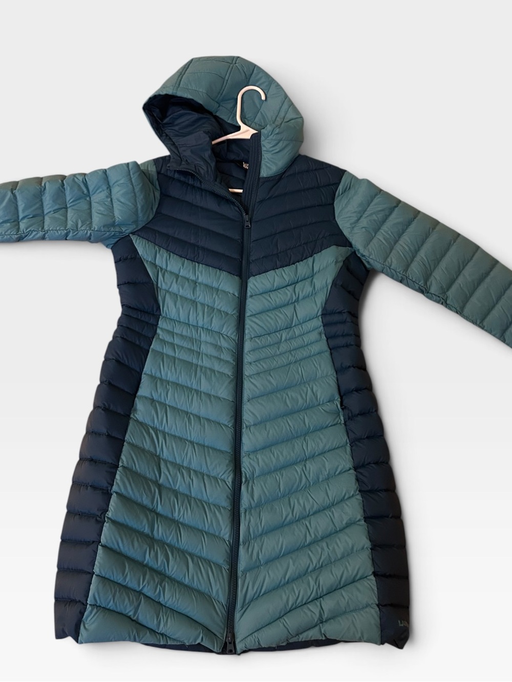 Land ENd Women's Long Hooded Packable Down Coat in Teal size small